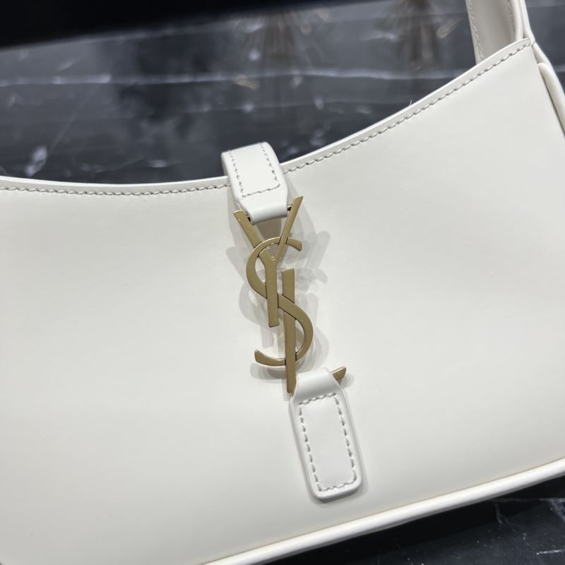 Y51 top handle bags